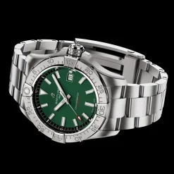 Breitling Avenger Automatic 42 A17328101L1A1