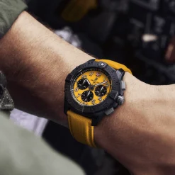 Breitling Avenger B01 44 Night Mission SB0147101I1X1