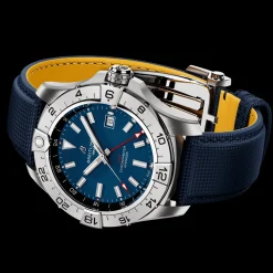 Breitling Avenger GMT 44 A32320101C1X1