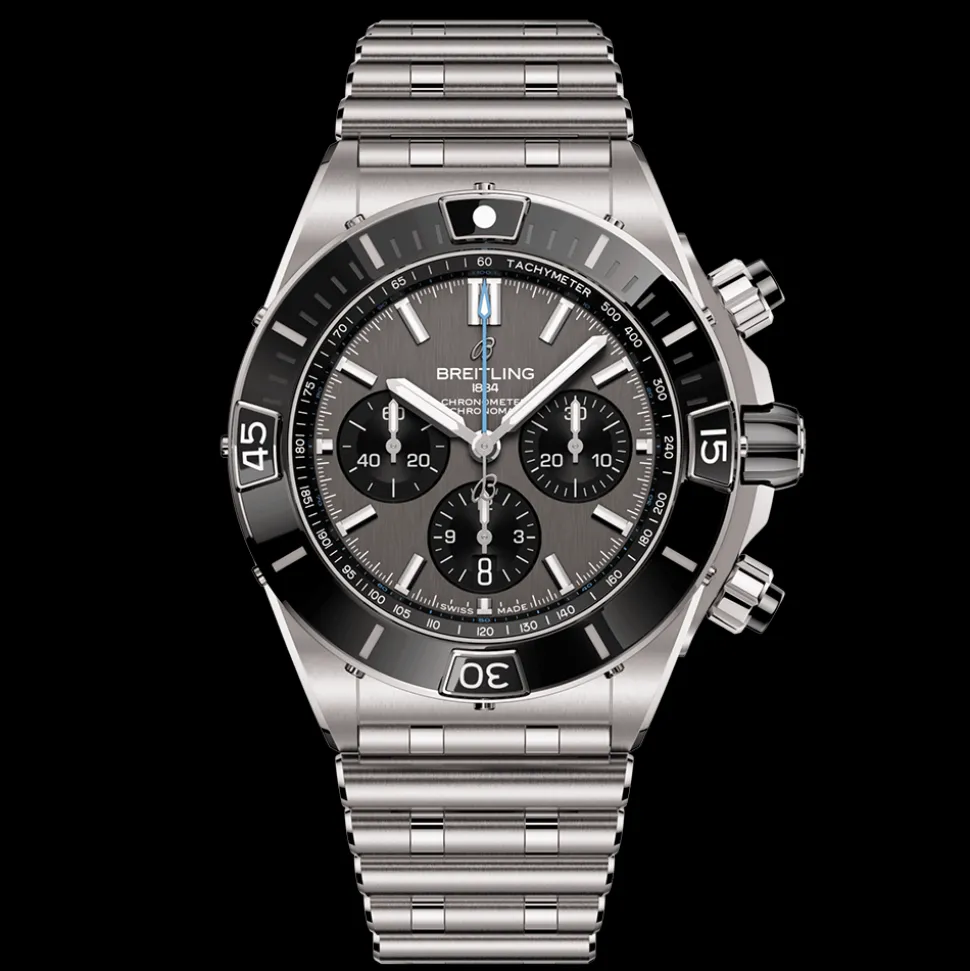 Breitling Super Chronomat B01 EB0136251M1E1