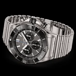 Breitling Super Chronomat B01 EB0136251M1E1
