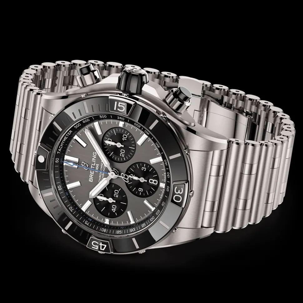 Breitling Super Chronomat B01 EB0136251M1E1