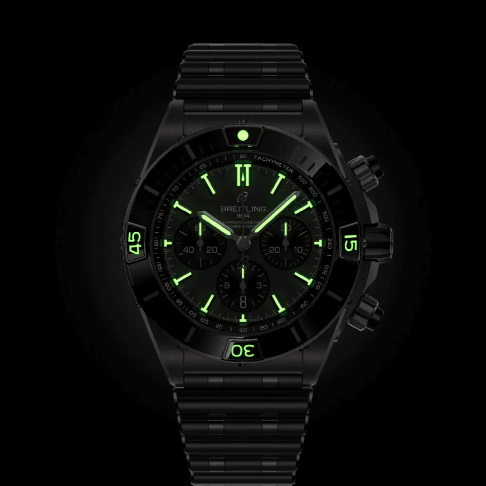 Breitling Super Chronomat B01 EB0136251M1E1