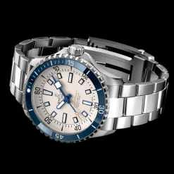 Breitling Superocean Automatic 42 A17375E71G1A1