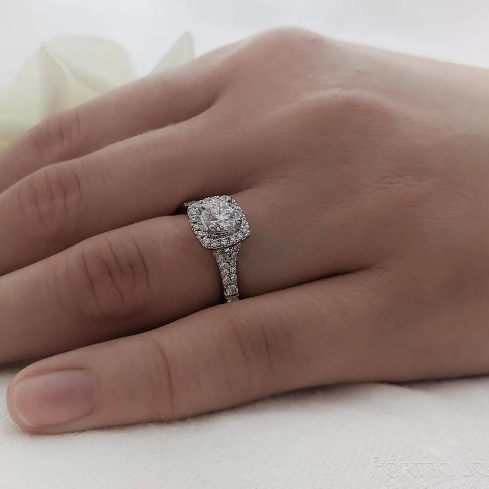 Cluster 0.40ct E SI1 Diamond Platinum Ring