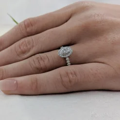 Cluster 0.30ct E VS2 Diamond Platinum Ring