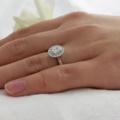 Cluster 0.40ct E VS2 Diamond Platinum Ring