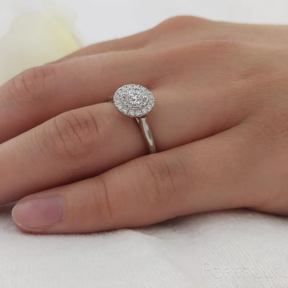 Cluster 0.30ct F VS2 Diamond Platinum Ring
