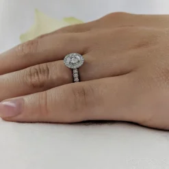Cluster 0.30ct F VS2 Diamond Platinum Ring