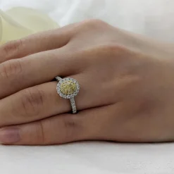 Cluster 0.36ct Fancy Yellow SI1 Yellow Diamond Platinum/Yellow Ring