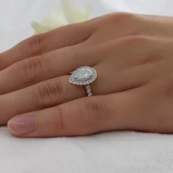 Cluster 0.39ct G SI1 Diamond Platinum Ring