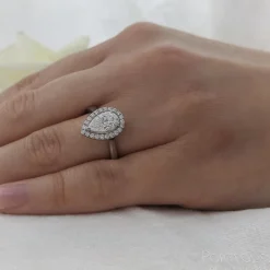 Cluster 0.91ct G SI1 Diamond Platinum Ring