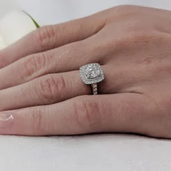 Cluster 0.70ct G SI1 Diamond Yellow Gold/Platinum Ring