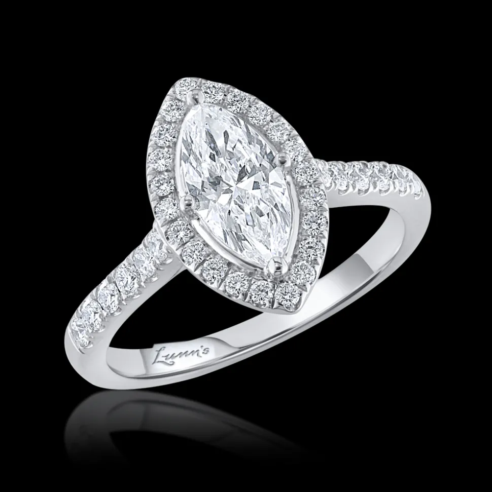 Pre-Owned Cluster 0.80ct D VS1 Diamond Platinum Ring