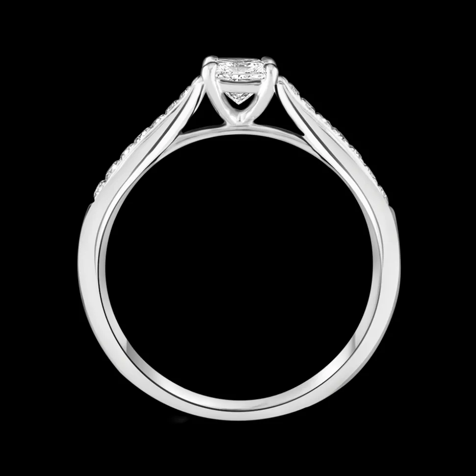 Pre-Owned Solitaire 0.30ct H SI Diamond Platinum Ring
