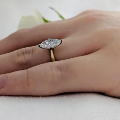 Solitaire 0.90ct E SI1 Diamond Yellow Gold/Platinum Ring