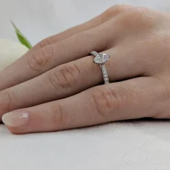 Solitaire 0.30ct F SI1 Diamond Platinum Ring