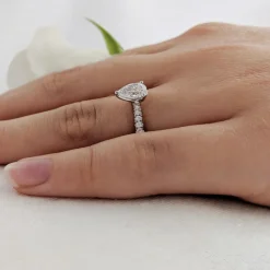 Solitaire 0.70ct F VS1 Diamond Platinum Ring