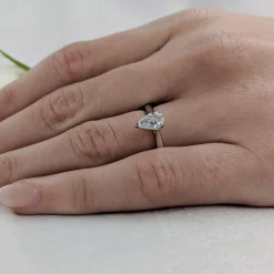 Solitaire 0.40ct F VS2 Diamond Platinum Ring