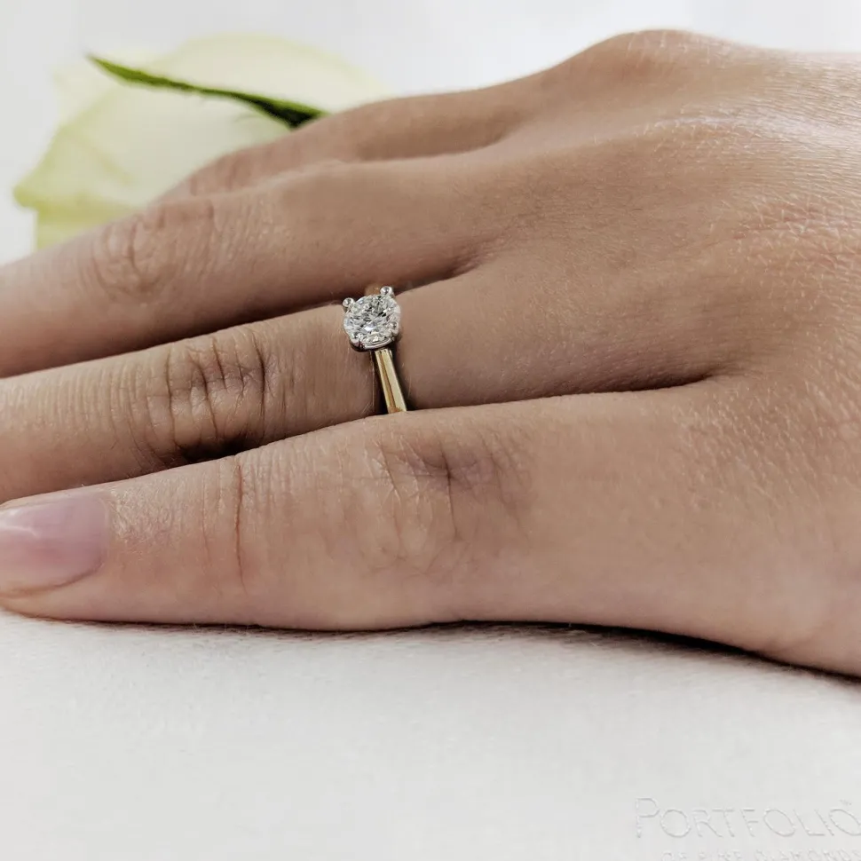 Solitaire 0.21ct F VS Diamond Yellow Gold/Platinum Ring