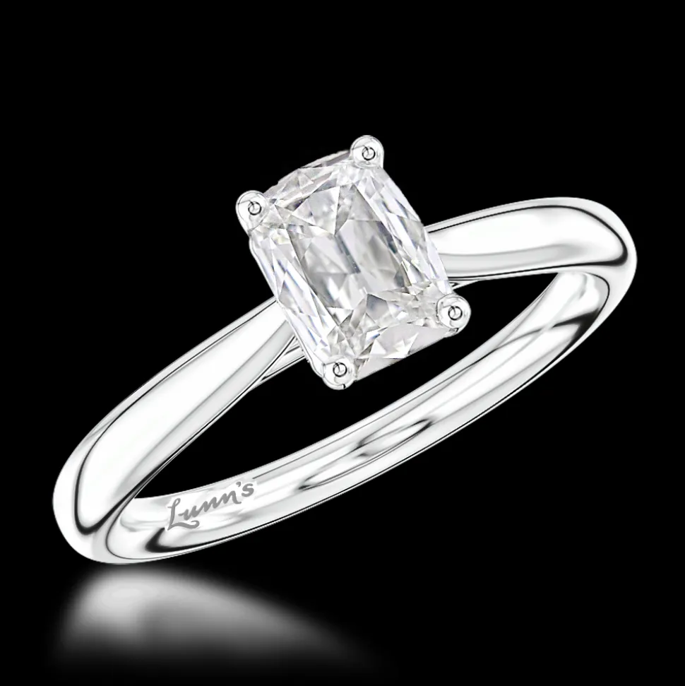 Solitaire 0.70ct F VVS1 Diamond Platinum Ring