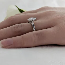 Solitaire 1.02ct G SI1 Diamond Platinum Ring
