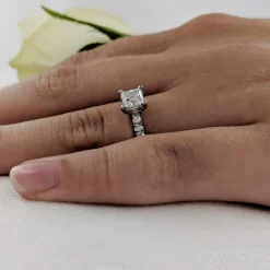 Solitaire 0.70ct G VS1 Diamond Platinum Ring