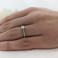 Solitaire 0.41ct G VS2 Diamond Yellow Gold/Platinum Ring
