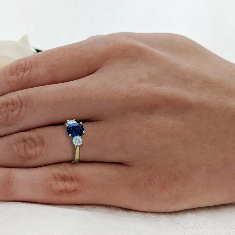 Three Stone 1.72ct Sapphire Yellow Gold/Platinum Ring