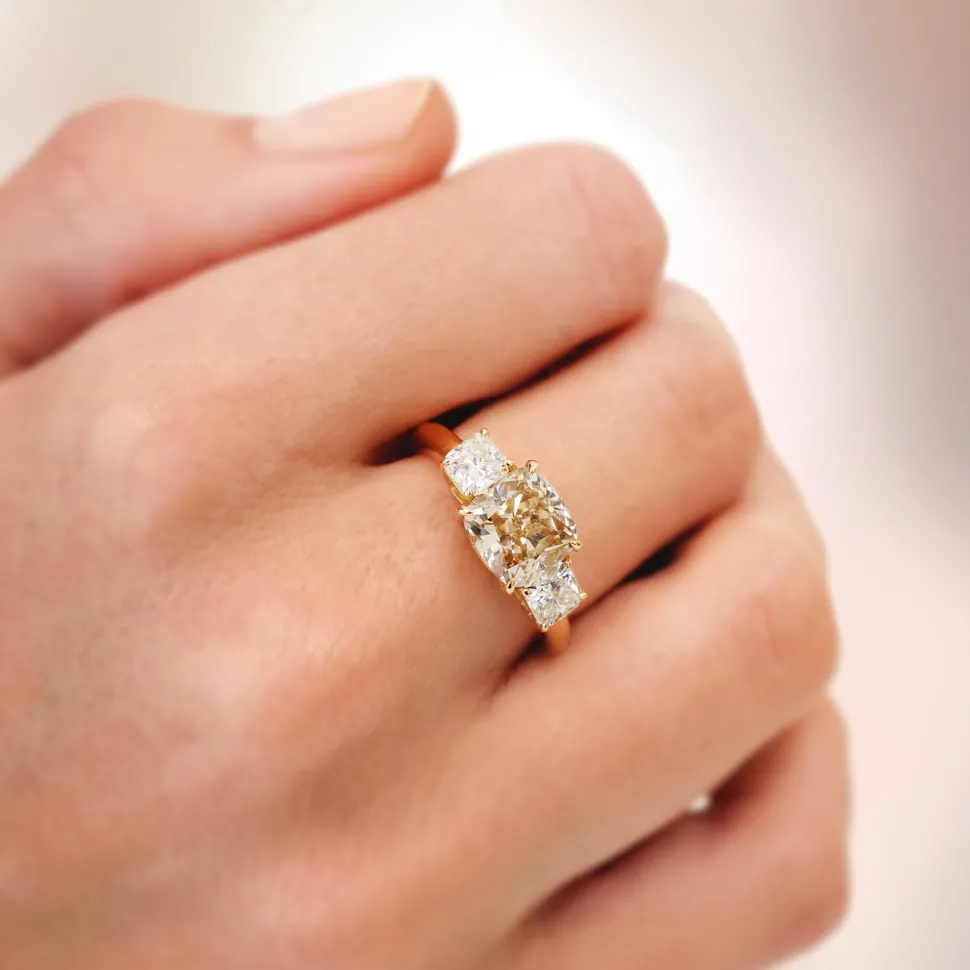 Three Stone 3.05ct Yellowish Brown SI1 Diamond Rose Gold Ring