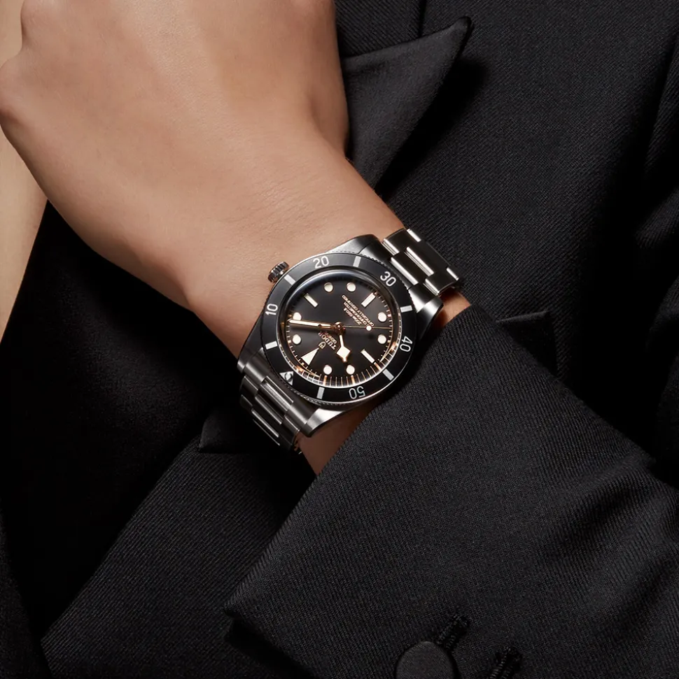 TUDOR Black Bay 54 M79000N-0001